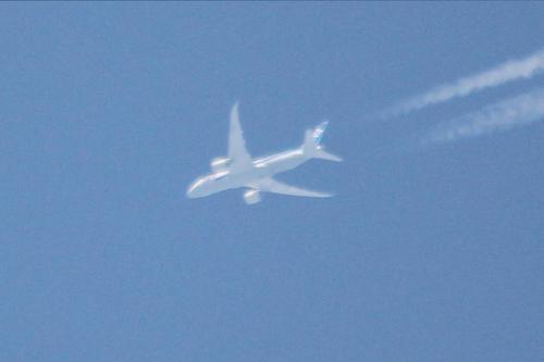 飛行機　自宅上空