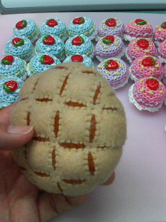 苺ケーキストラップ・・・