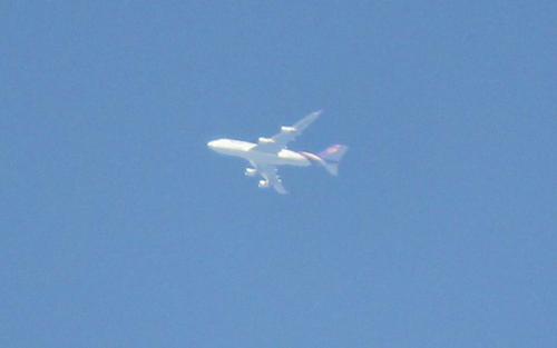 地上から見る飛行機