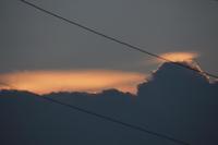 夕日の笠雲 2011/08/19 07:29:50