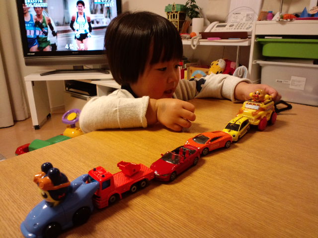 ミニカーに興味を持ちはじめました☆