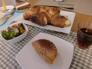 手作りのカレーパン！
