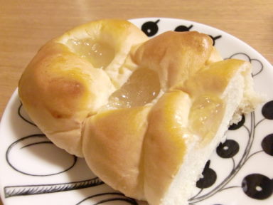 はらぺこあおむしパン