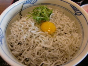 潮見坂道の駅のしらす丼！！