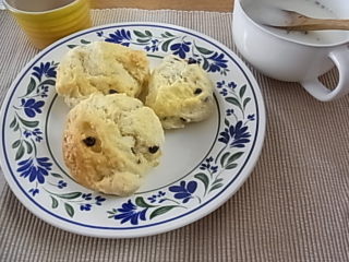 アフタヌーンティーの手作りスコーン♪