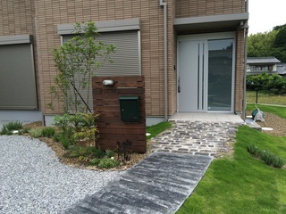 slope　garden.