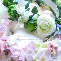 ちょっと大きめの花冠は新婦さまのワンちゃんの花首輪なんです♪ 2018/10/29 11:11:24