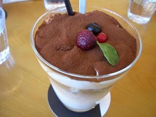 LOLOカフェ