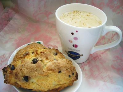 チョコナッツスコーン