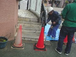 工事着工。