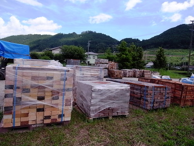 アンティークレンガ元気に入荷！