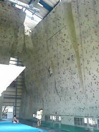 Club J Kidsレッスン：フリークライミング 2009/05/18 00:36:58