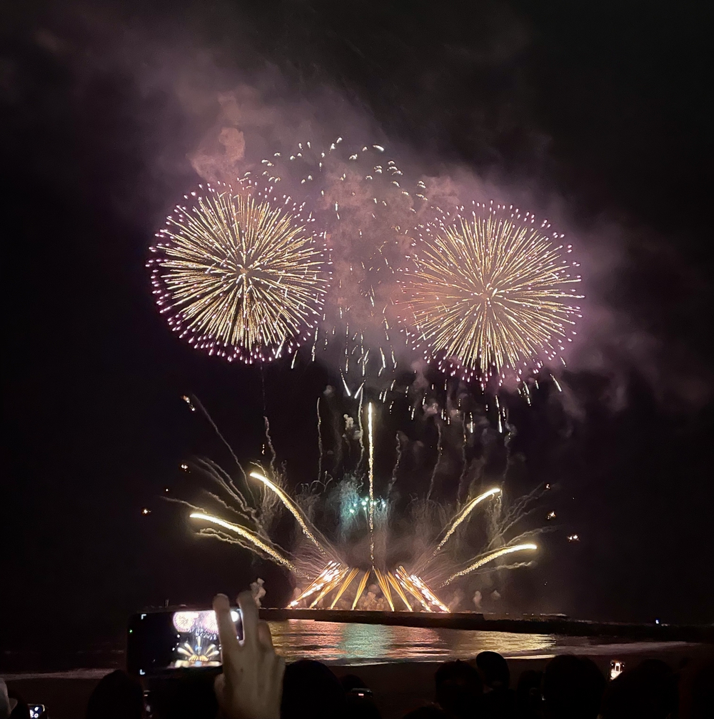 茅ヶ崎サザン芸術花火大会2022開催