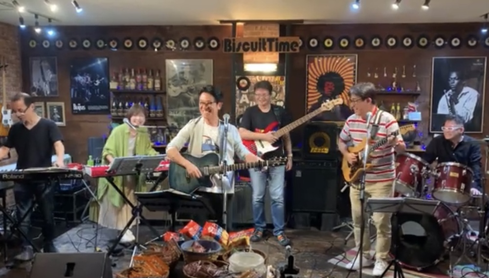 ビスケでＬＩＶＥ、大盛り上がり！
