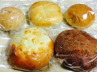 ふわふわのお総菜パンが絶品♪雄踏「手づくりパンの店 きらり」