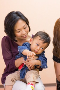 驚きますまだ「大丈夫大丈夫」の子育て指導があるんですね、それって指導ですか？