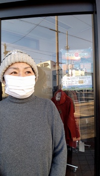 茶庵　石川さんにポスターを貼っていただきました！