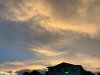 びっくり 空の色 2020/08/31 20:27:26