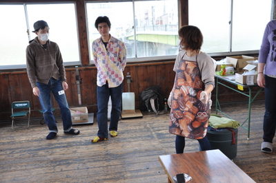 どまセン写真洗浄4月21日の様子　次回は4月28日です