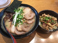 【焼津市】麺創房LEO　黄金豚骨、まかない丼【傾奇者２店舗目】 2017/08/02 20:30:00
