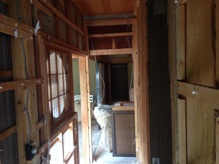 木造家屋解体工事　内装材を撤去しました＠湖西市某所