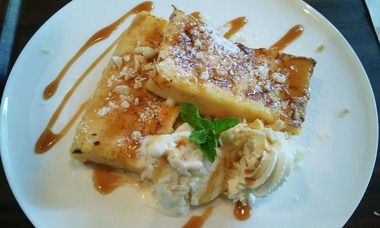 念願のBakery cafe BAREFOOT
