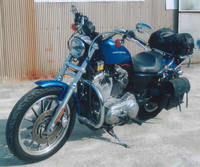 中古二輪車　HD　２００５年式