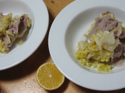 キャベツは蒸し煮がおいしい♪