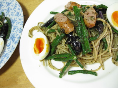 朝食！ドライしその実　スパ♪