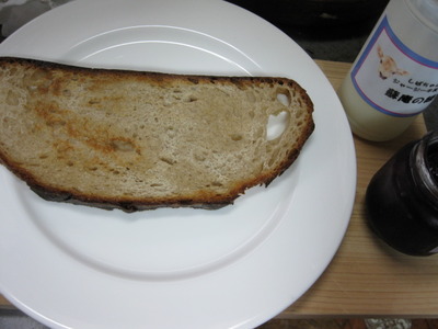 パンと練乳とジャム！