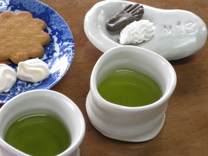 新茶をいただく