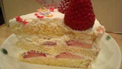 豪華な手作り誕生日ケーキ♪