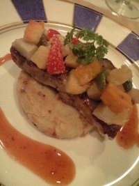 海老芋と葱をふんだんに使ったフランス料理