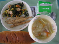 ベーコンとうずら卵のスープ