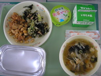 大豆と鶏肉の揚げ煮