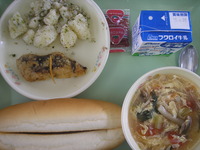 じゃがいもといかの煮物