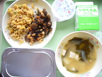 三色そぼろ
