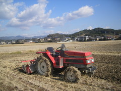 田起こし