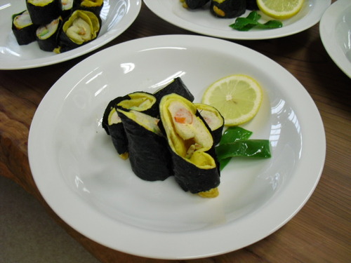 第一回お料理教室の成果、写真入り！鶴亀鰻寮、皆さんよろしく！