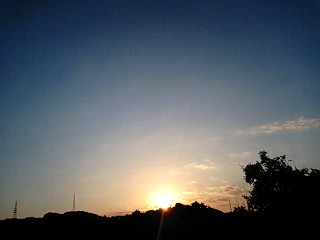 10/23☆秋の空。。。日の出