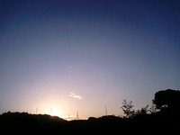 昨晩は月が美しかった。。。そして、日の出！ 2009/08/08 07:05:53
