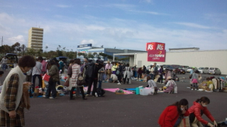 正午までフリマ!