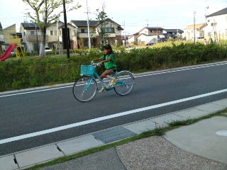 まちゅ､2輪車に乗る!!