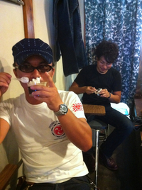 オヤツも食べて。
