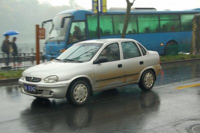 杭州西湖で車ウォッチング！？2009年4月4日