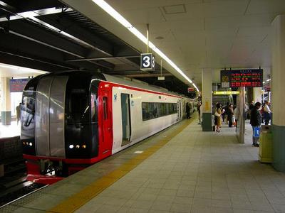 名鉄３７００系ポケモン電車