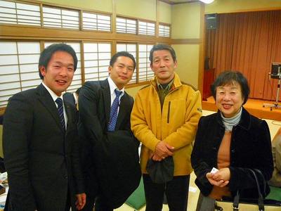 お世話になった保険会社社員の皆さんをお見送りする会