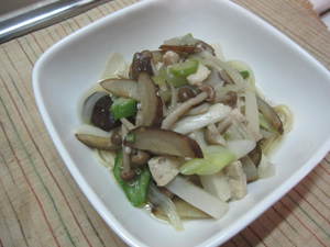 野菜たっぷりのパスタ