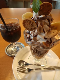 チョコレートパフェ 2022/11/06 20:01:12