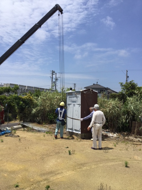 仮設トイレ撤去処分